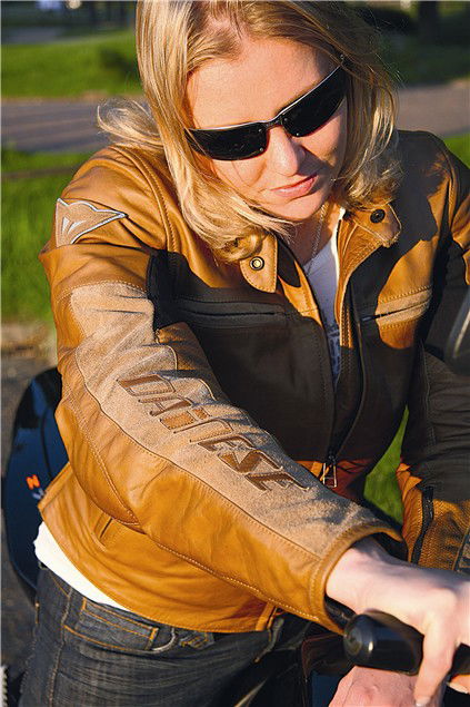 New: Dainese G-Stripes Pelle Lady Jacket