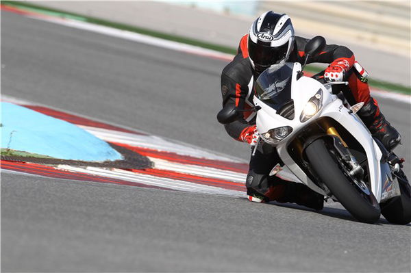 First Ride: Triumph Daytona 675R review