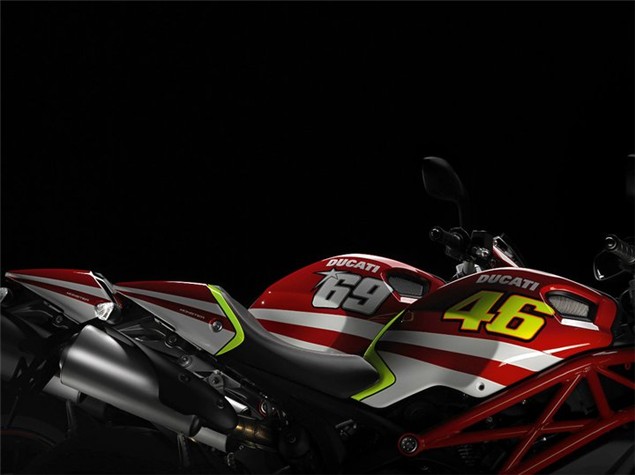 GP Replicas added to the Ducati Monster Art