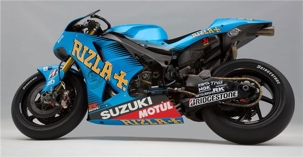 Rizla Suzuki unveil 2011 GSV-R