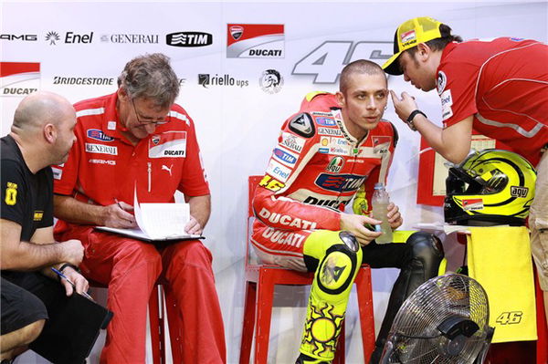 Rossi amused by first Ducati crash