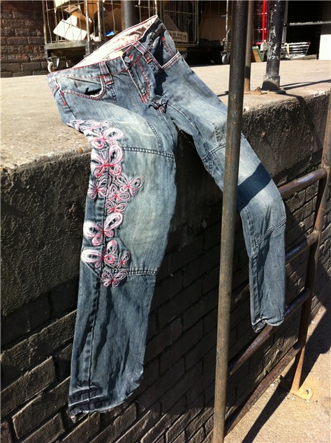 Ladies - Kevlar jeans go trendy