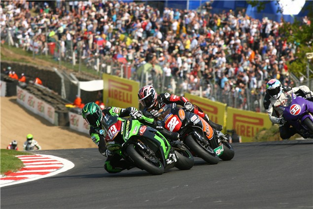 17-year old wins Superstock 1000 race on ZX-10R