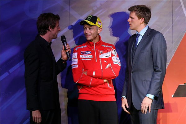 Rossi attends new Silverstone wing launch