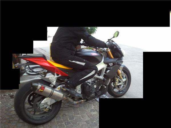 Spotted: Aprilia Tuono V4 Factory