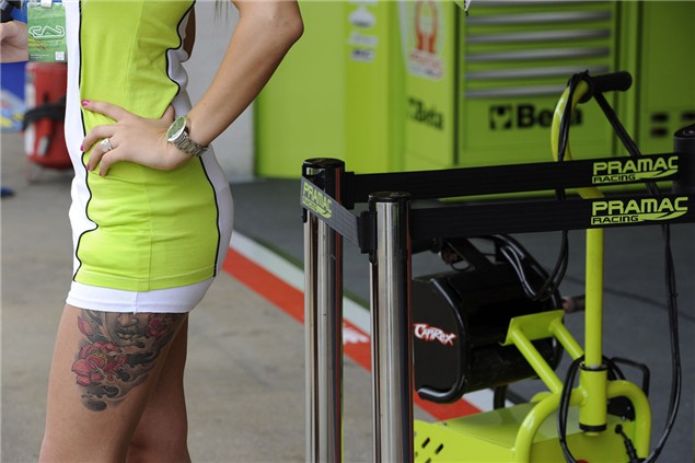 MotoGP Grid Girl Gallery: Catalunya 2011