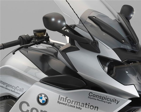 BMW Advanced Safety Concept: bike of the future?