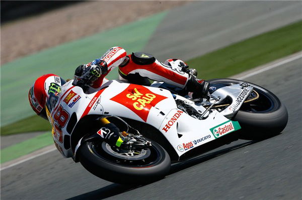 Simoncelli linked to third Ducati?