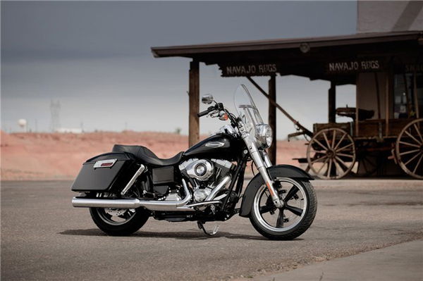 Harley reveals Dyna Switchback