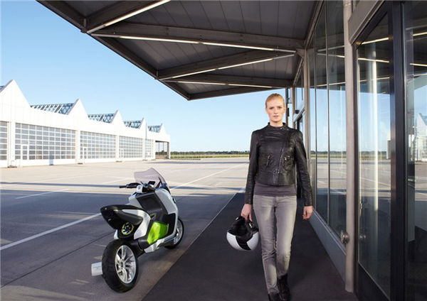 BMW Electric Scooter concept unveiled