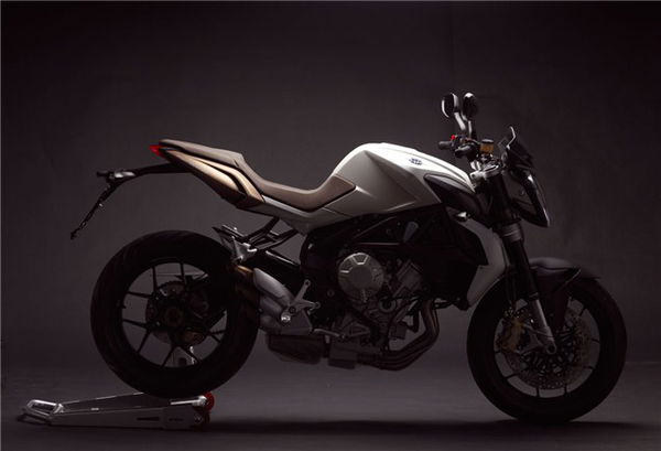 MV Agusta Brutale 675 revealed