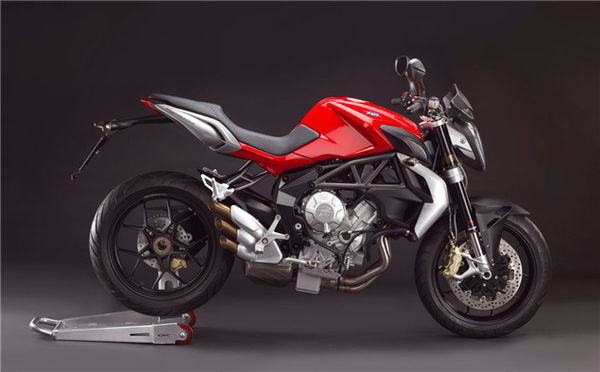 MV Agusta Brutale 675 revealed