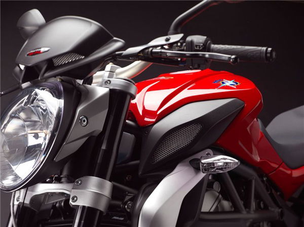 MV Agusta Brutale 675 revealed