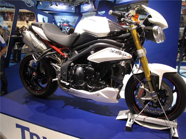 Milan: 2012 Triumph Speed Triple R