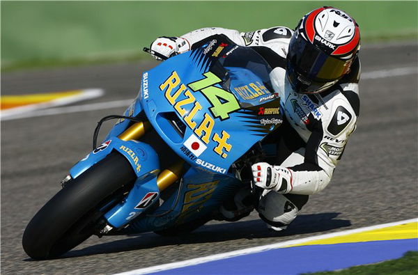 Randy de Puniet on a Suzuki