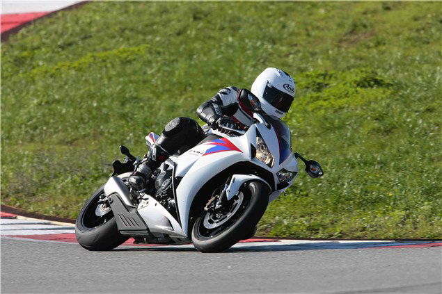 2012 Honda Fireblade CBR1000RR review