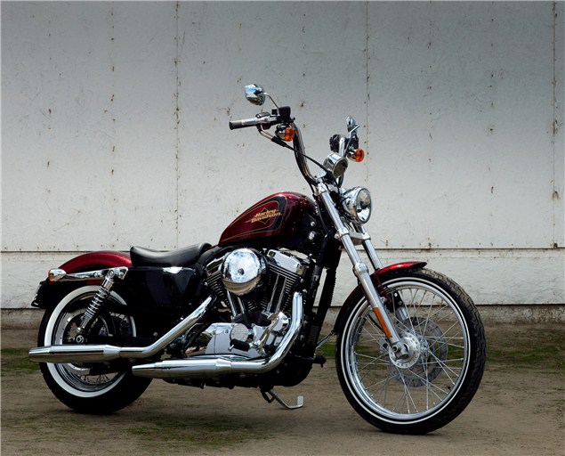 Harley-Davidson Seventy-Two revealed