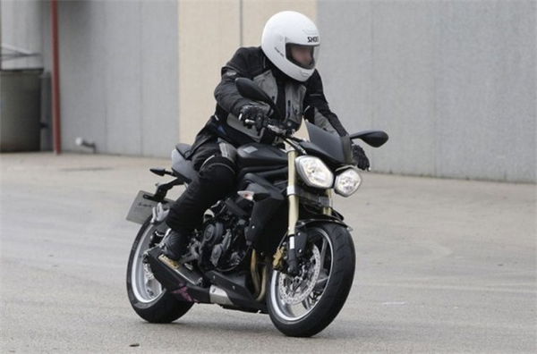 2013 Triumph Street Triple spotted