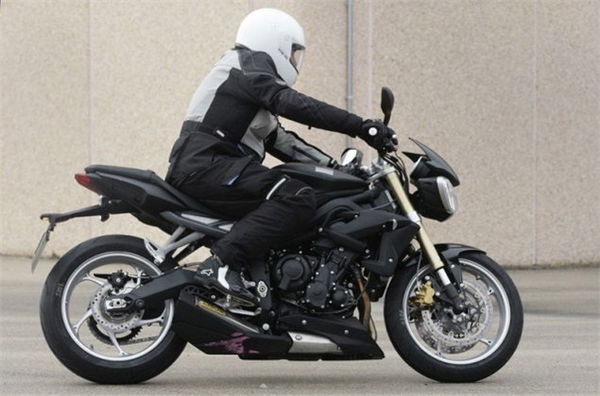 2013 Triumph Street Triple spotted