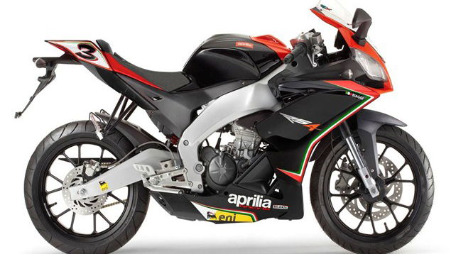 Biaggi-rep Aprilia RS4