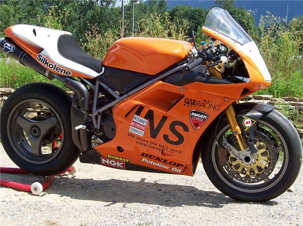 Bayliss' 996RS BSB winner for sale