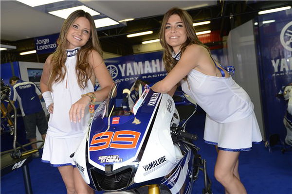 Picture Gallery of Catalunya MotoGP Girls