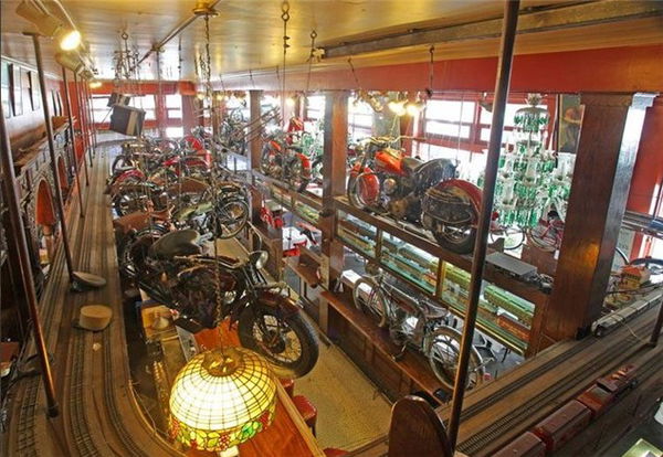 'Eddie Rickenbacker' motorcycles under the hammer