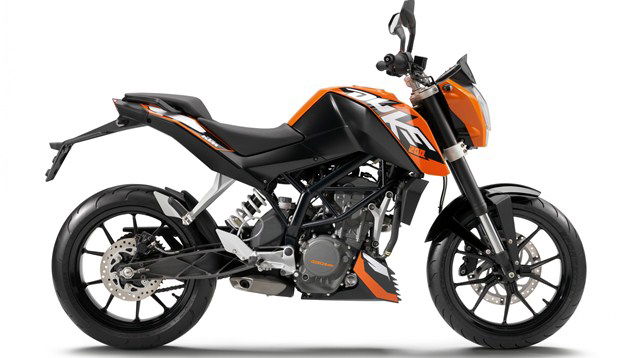 KTM's Duke 200 now in UK dealers