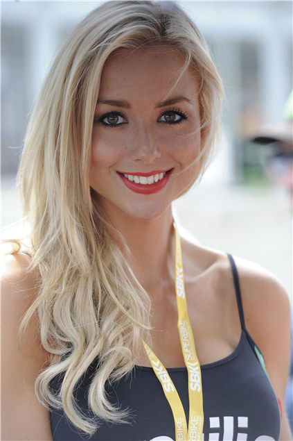 Grid girls from Silverstone WSB 2012