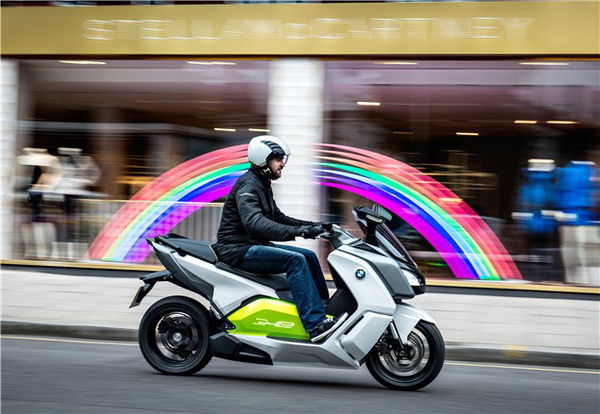 BMW C evolution electric scooter review