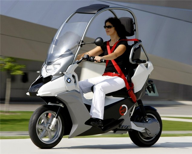 BMW C evolution electric scooter review