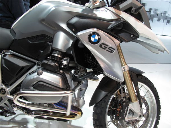 Intermot: Water-cooled GS finally revealed