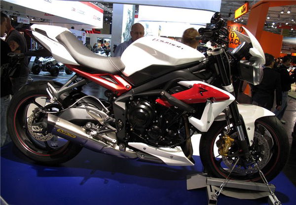 Intermot: New Street Triple revealed