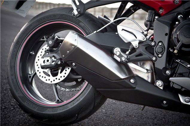 2013 Triumph Street Triple R review
