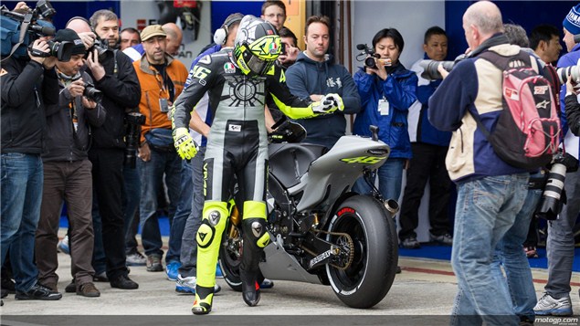 First shots: Rossi and Yamaha reunited