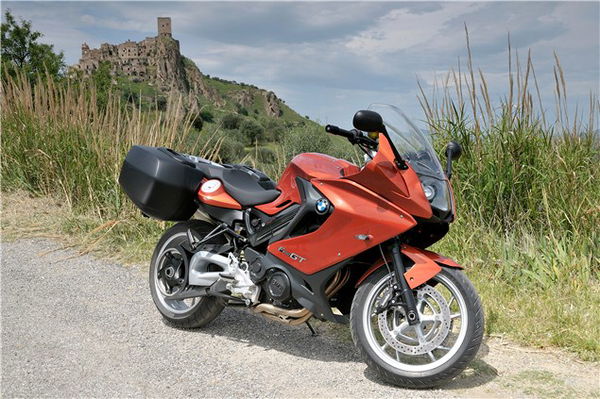 BMW unveil new F800 GT