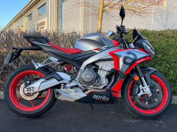 Used Aprilia Tuono 660 - side