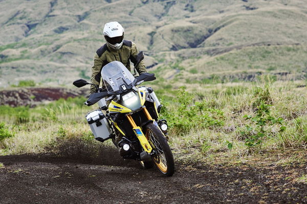 Suzuki offering £1,000 of free accessories on new V-Strom 1000 models