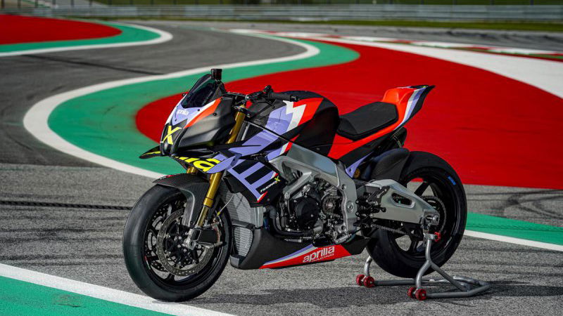 Aprilia Tuono X