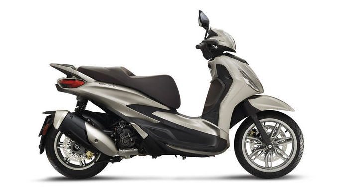01_piaggio_beverly_300_hpe