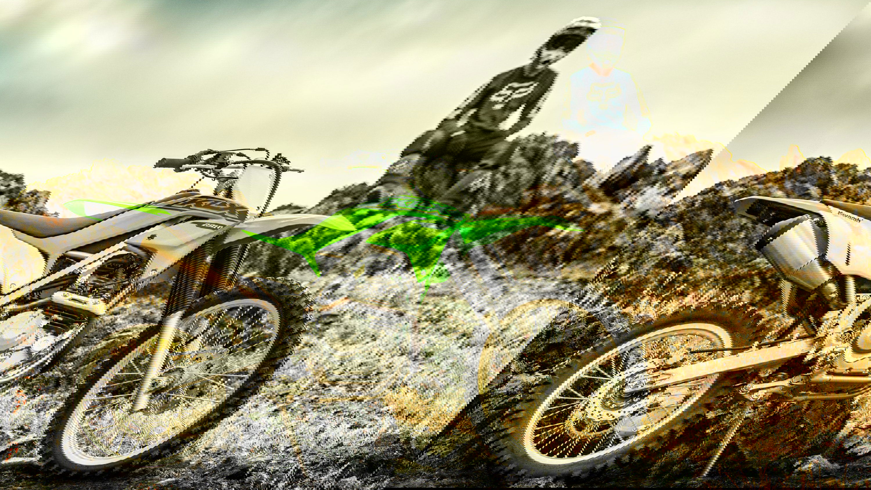 060120-2021-Kawasaki-KLX230R-0003_6.jpeg