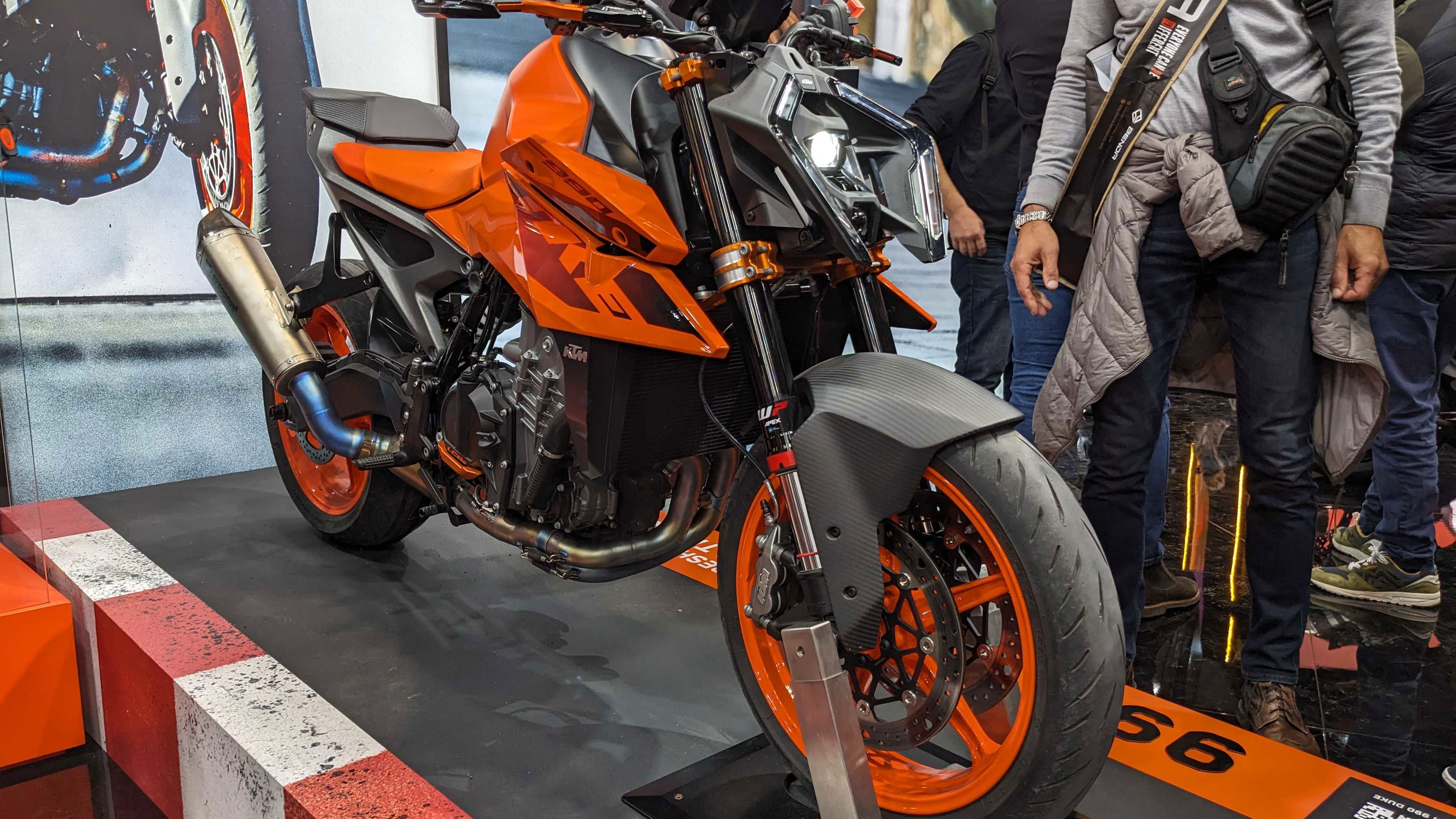 990 Duke 2024