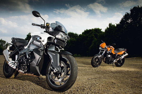 Big vs Small: BMW F800R & K1300R