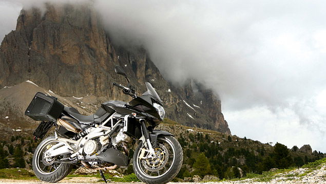 Aprilia 750 GT first ride review