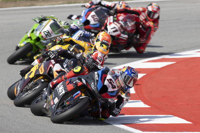 Toprak Razgatlioglu leads at 2024 Catalan WorldSBK. - Gold and Goose