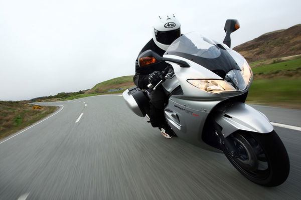 Bimota Tesi 3D tested around Brands Hatch