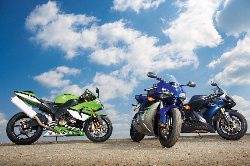 Modern Rockers: Triumph Thruxton, Ducati GT1000, Moto Guzzi V7