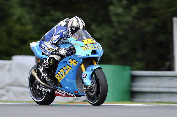 Rizla Suzuki 'safe' for 2011