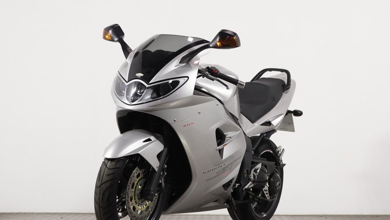 Triumph Sprint ST 1050