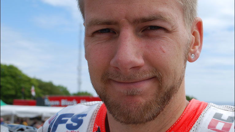 Hutchinson suffers broken leg in first lap drama at Silverstone BSS